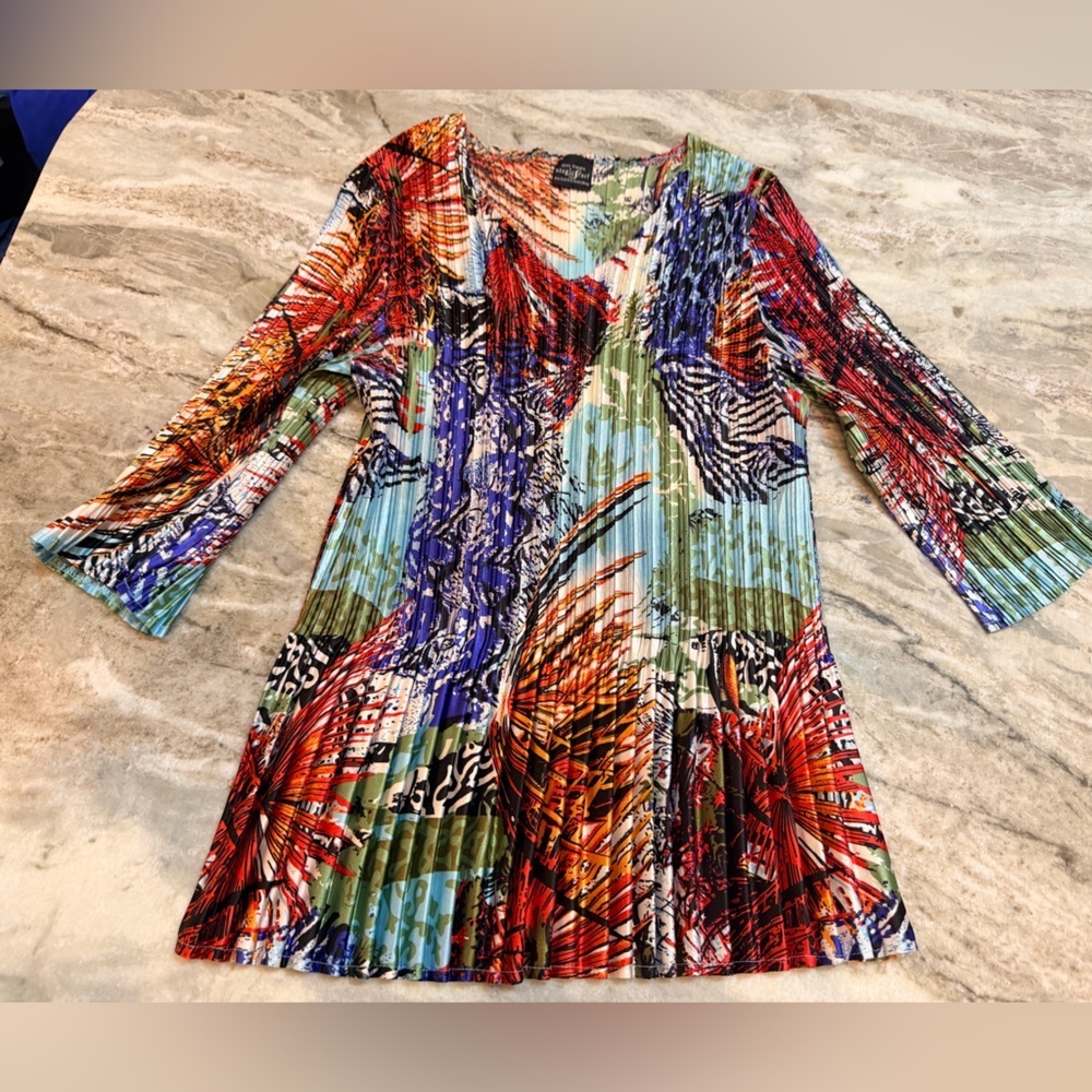 Mini Pleats Magic Scarf Convertible Strapless Top One Size Multicolor